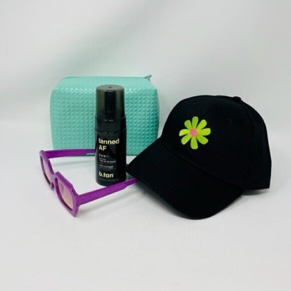 Fun in the Sun Essentials - Picture 1 of 3